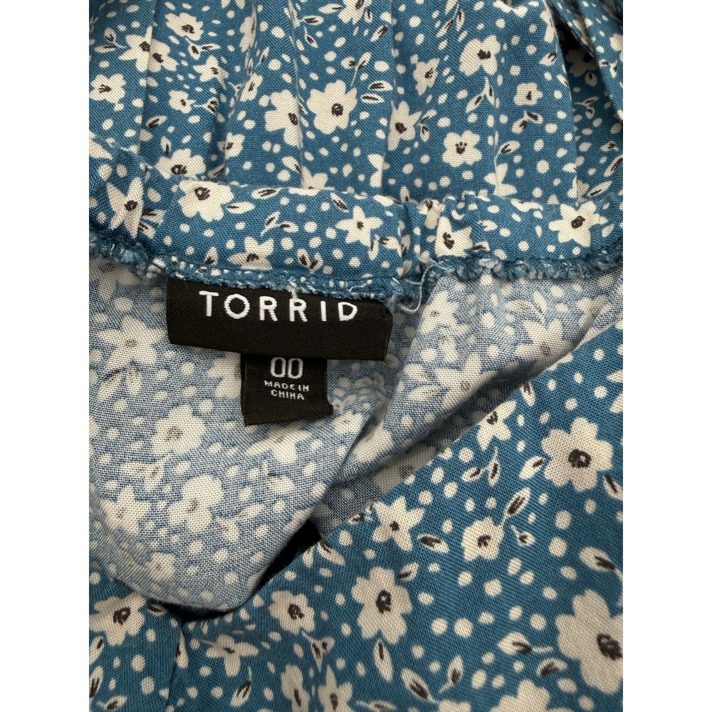 Torrid Skater Dress Size 00  Blue Ditsy Floral Sundress Fit Flare Coquette Flowy - Picture 8 of 13